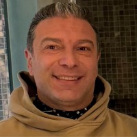 Avatar Tailwind CSS Component